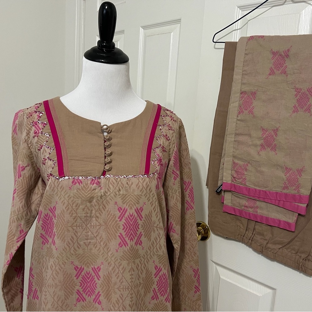 *NEW* Pakistani three piece dress set in size 12